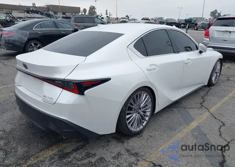 2024 Lexus Is 300 z USA, uszkodzony, nr VIN JTHDA1D26R5129231